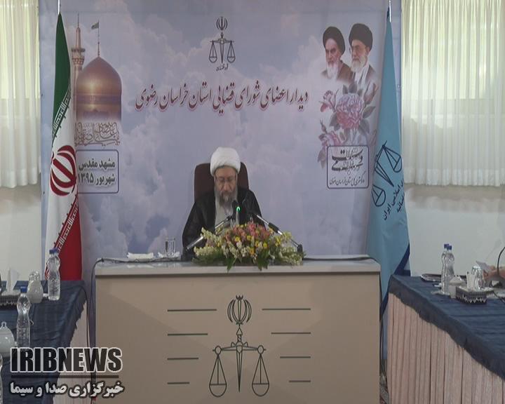 جمهوری اسلامی ایران، نظامی کارآمد و  بی بدیل است