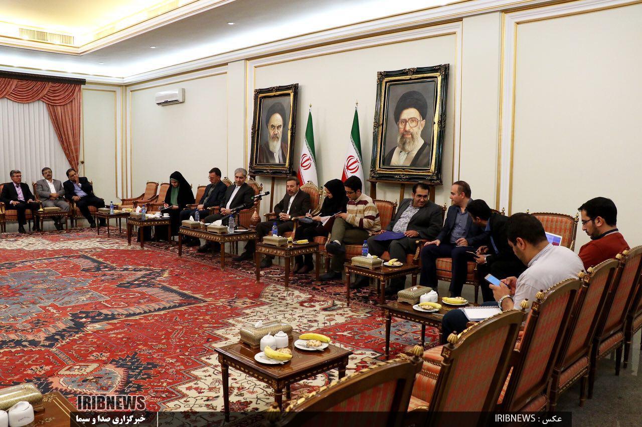 واعظی : توسعه متوازن کشور ، سیاست دولت دوازدهم