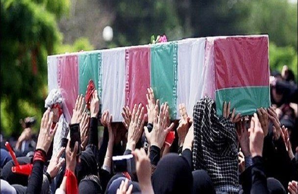 آبادانیها و خرمشهریها در تشییع شهدای حادثه تروریستی