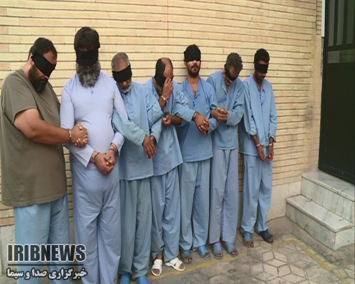 دستگیری اعضای باند سارقان طلا و جواهرات شیراز دستگیری اعضای باند سارقان طلا و جواهرات شیراز