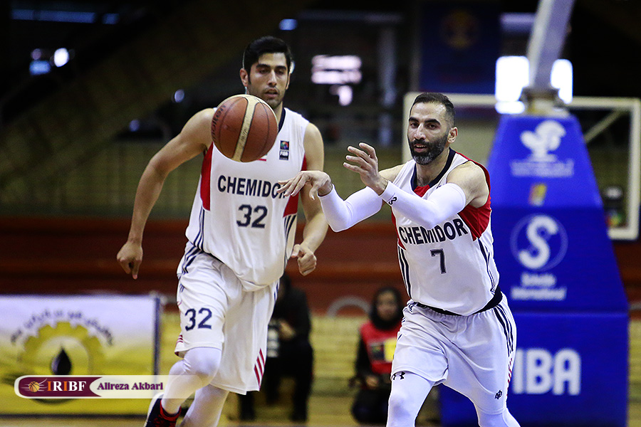 گرگان یک برد به هوادارانش در تهران هدیه کرد