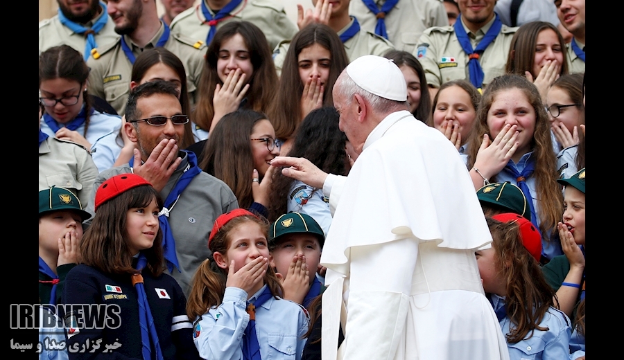 از تجمع حاميان مادورو تا تخريب خانه فلسطيني در الخليل