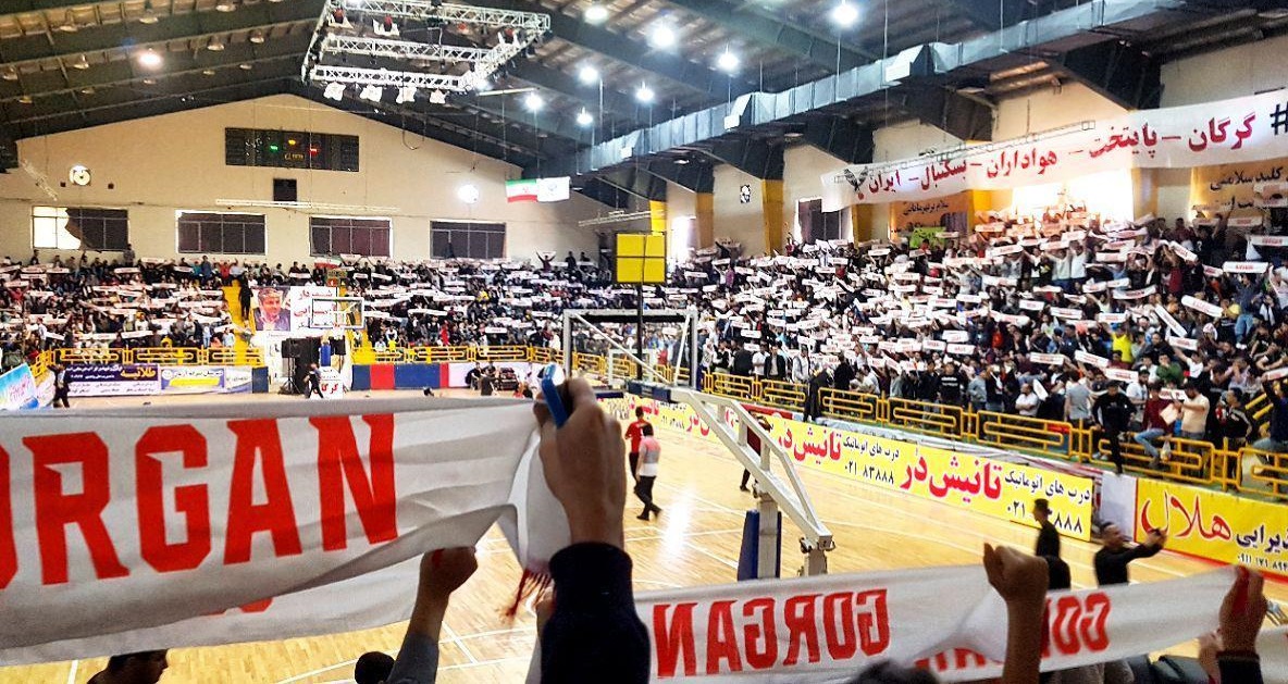 تماشاگران گرگاني چند ساعت منتظر فينال