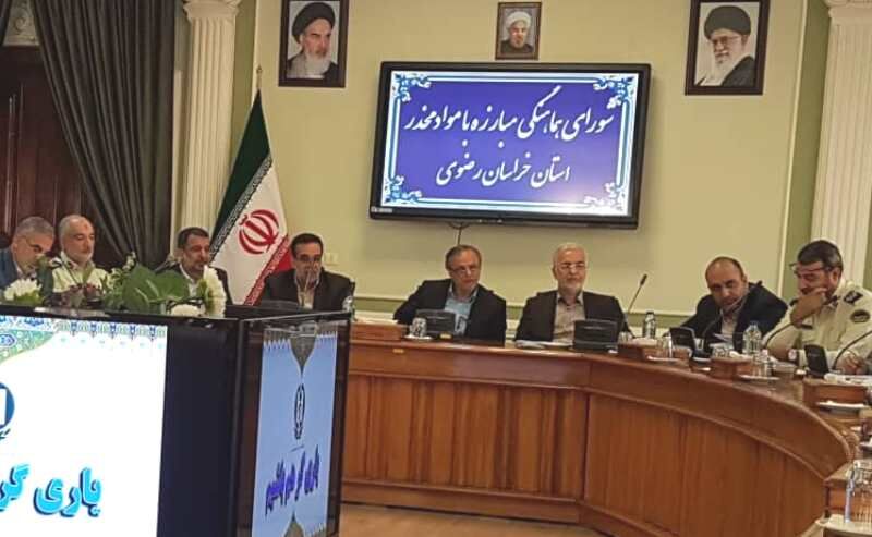 وجود۱۰ هزار نفر از آنها معتاد متجاهر در کشور وجود۱۰ هزار نفر از آنها معتاد متجاهر در کشور