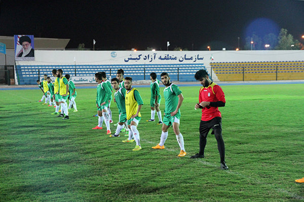 آغاز مسابقات فوتبال لیگ قهرمانی بزرگسالان کیش آغاز مسابقات فوتبال لیگ قهرمانی بزرگسالان کیش
