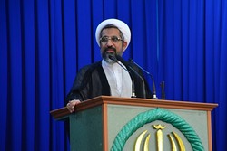 مدیران پشت میزنشین نمی‌توانند در حل مشکلات اثربخش باشند