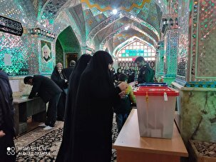 مردم شهرستانهای استان کرمانشاه در پای صندوقهای اخذ رای
