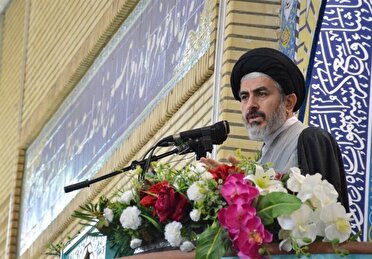 شخصیت امام خمینی (ره) باید در جامعه تبیین شود