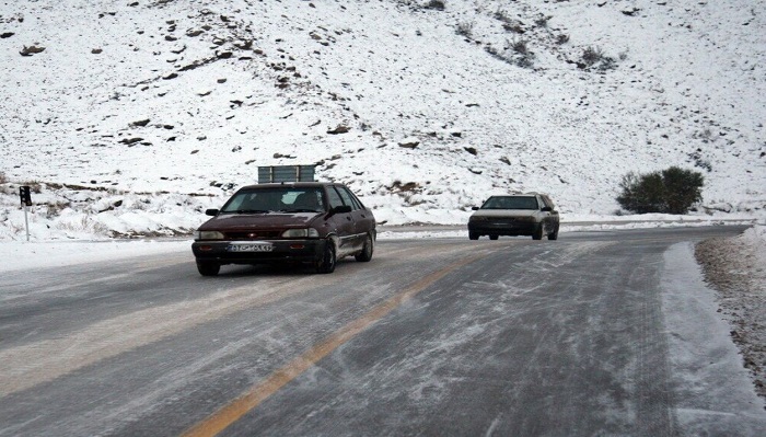 رانندگان از تردد غیرضروری در مناطق کوهستانی زنجان خودداری کنند