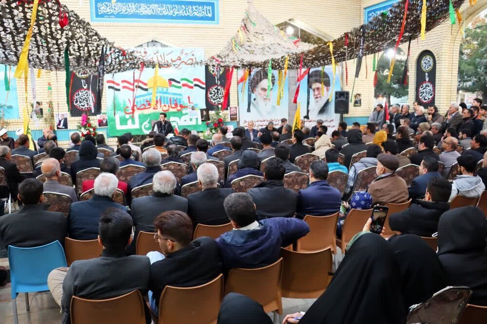 کمک بیست میلیاردی اهالی مسجد بقیة الله  ارومیه به جبهه مقاومت