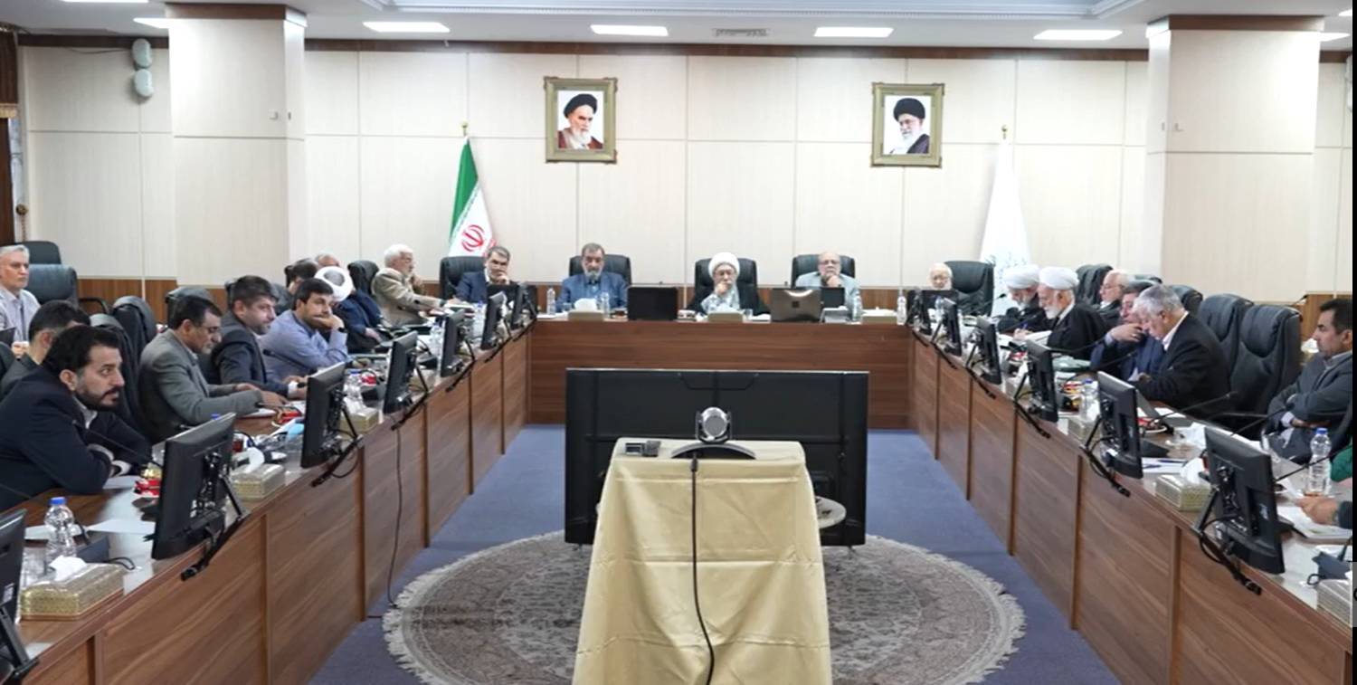 نقش نظارتی هیئت عالی نظارت مجمع در تصمیمهای موثر بر معیشت مردم نقش نظارتی هیئت عالی نظارت مجمع در تصمیمهای موثر بر معیشت مردم