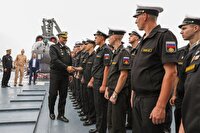 بازدید فرمانده منطقه یکم نیروی دریایی ارتش از ناو «استویسکی» روسیه در بندرعباس