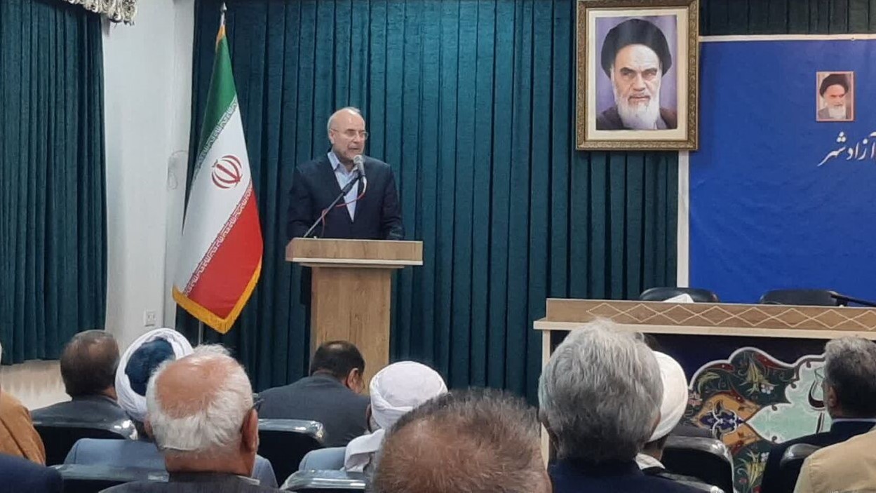 اقتصاد باید مردمی شود تا مشکلات اقتصادی حل شود اقتصاد باید مردمی شود تا مشکلات اقتصادی حل شود