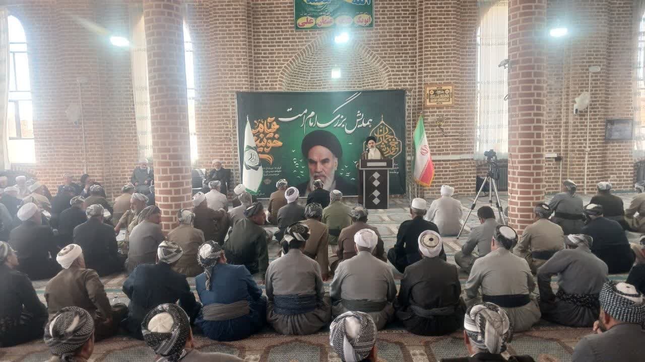 ایمان وشجاعت از ویژگیهای بارز حضرت امام راحل بود