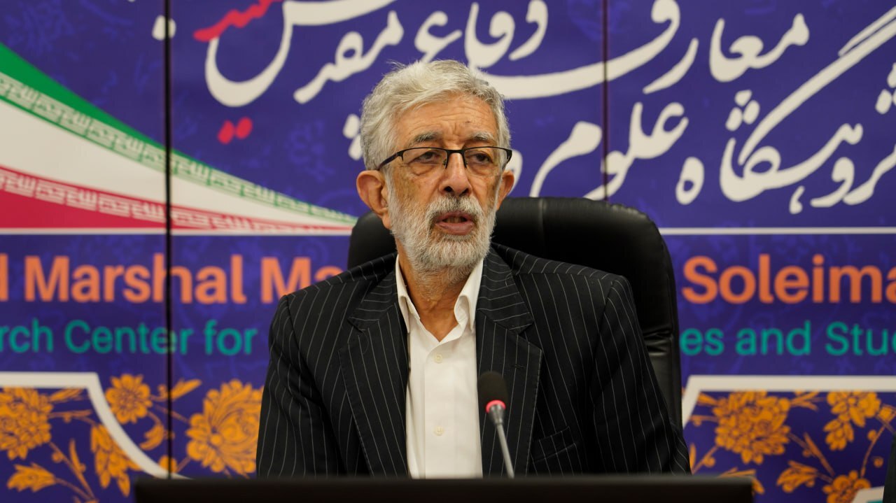 ***  رزمندگان دفاع مقدس و انقلاب هرگز کورکورانه نجنگیدند