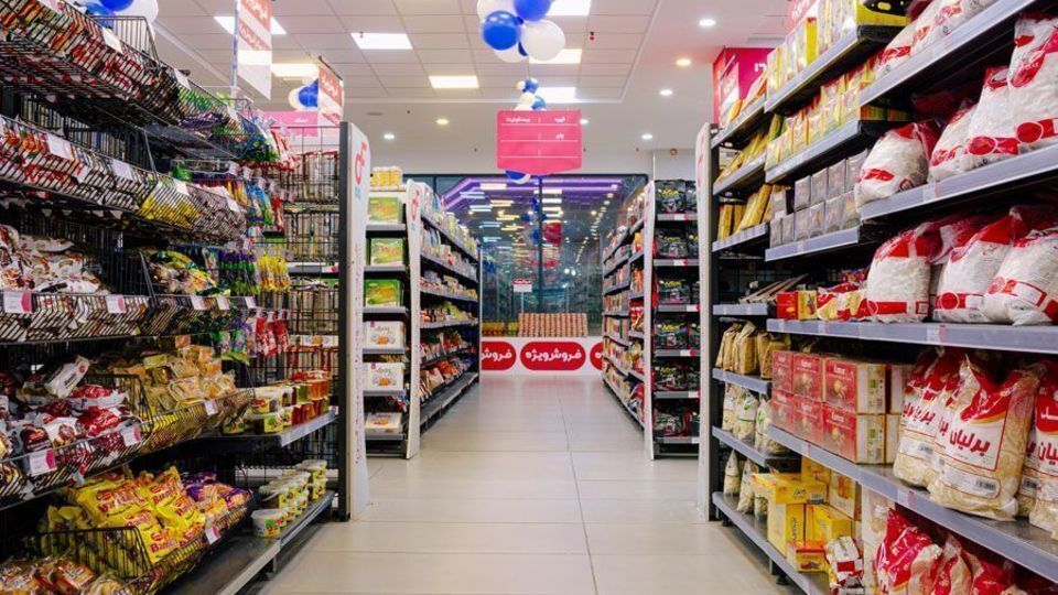 اتخاذ تمهیدات لازم برای تأمین کالاهای اساسی و پخت نان اتخاذ تمهیدات لازم برای تأمین کالاهای اساسی و پخت نان