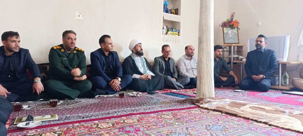 تجلیل از  خانواده سردار شهید جواد نجفیان در روستای نادرگلی باروق