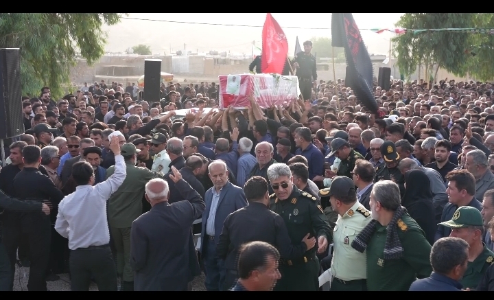 تشییع پیکر مطهر شهید خادمی در شهرستان باغملک