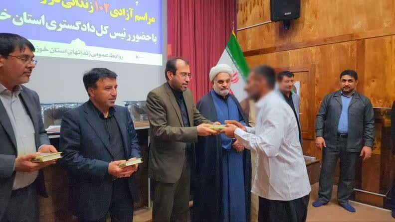 آزادی ۴۴ زندانی خوزستانی در پویش بخشش به عشق امام حسین (ع)
