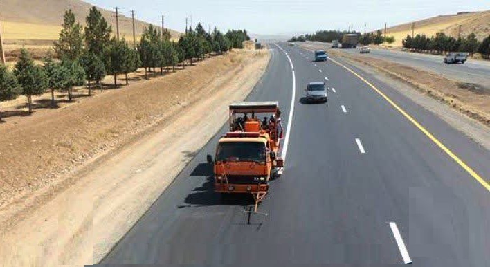 اجرای بیش از هزار کیلومتر خط‌کشی در جاده های استان همدان