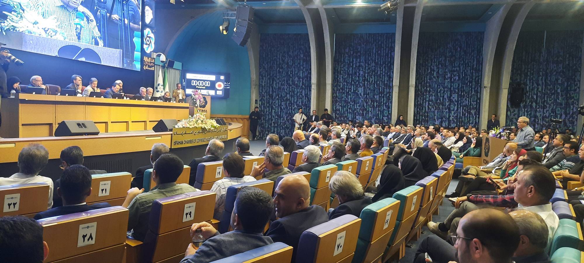 ابلاغ بسته حمایت از تولید برای پیشتیابی از پایداری تولید در کشور