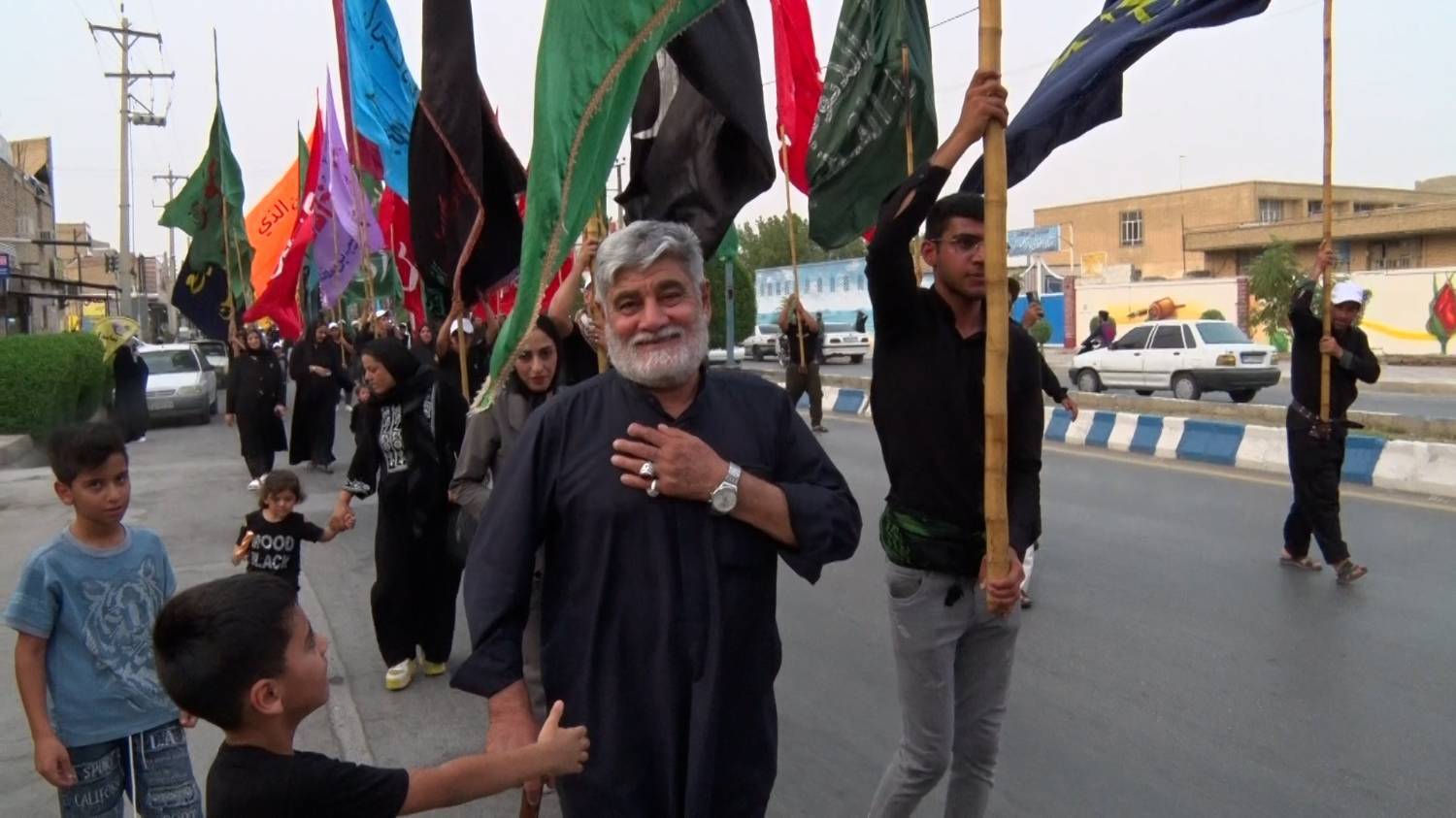 حرکت کاروان پیاده نورالحسین شهرستان رامهرمز به سمت کربلای معلی