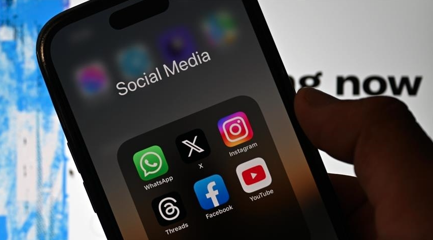 افزایش فشار مقامات آمریکایی بر شبکههای اجتماعی پس از مرگ چارلی کرک افزایش فشار مقامات آمریکایی بر شبکههای اجتماعی پس از مرگ چارلی کرک