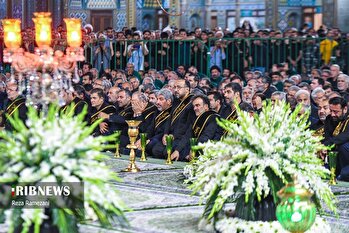 آیین شمعگردانی خدام در شام شهادت کریمه اهل بیت (س)