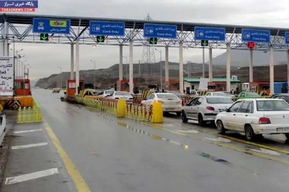 بلاتکلیفی کارگرانی که با الکترونیکیشدن اخذ عوارض آزادراهی بیکار شدند بلاتکلیفی کارگرانی که با الکترونیکیشدن اخذ عوارض آزادراهی بیکار شدند