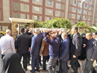 تشییع پیکر مادر شهیدان عاکفی