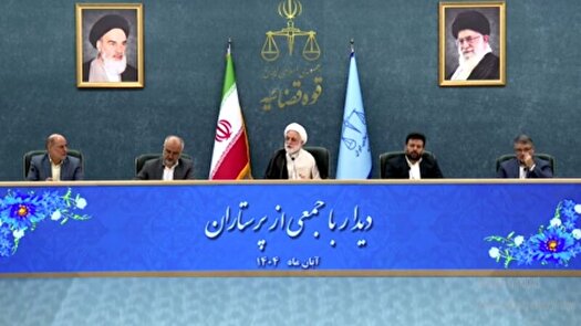 آماده پشتیبانی‌های قضایی از جامعه پرستاری کشور هستیم