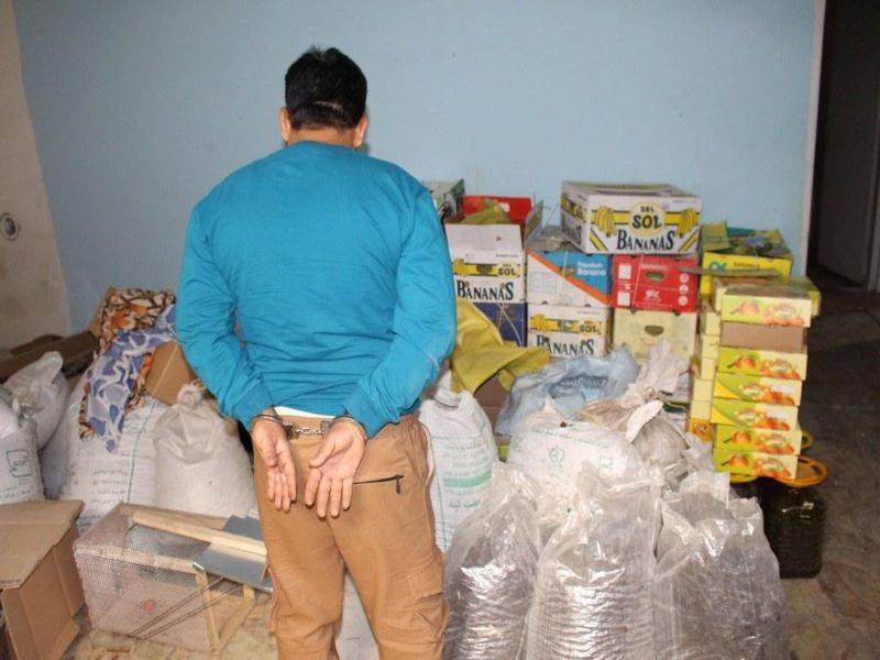 کشف محل تولید و نگهداری مواد غذایی غیر مجاز در شیراز