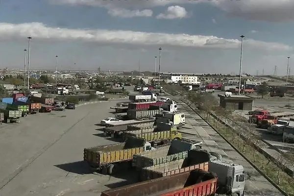 ثبت بیش از ۴۶۶ هزار سفر در پایانه بار بندر امام خمینی ثبت بیش از ۴۶۶ هزار سفر در پایانه بار بندر امام خمینی