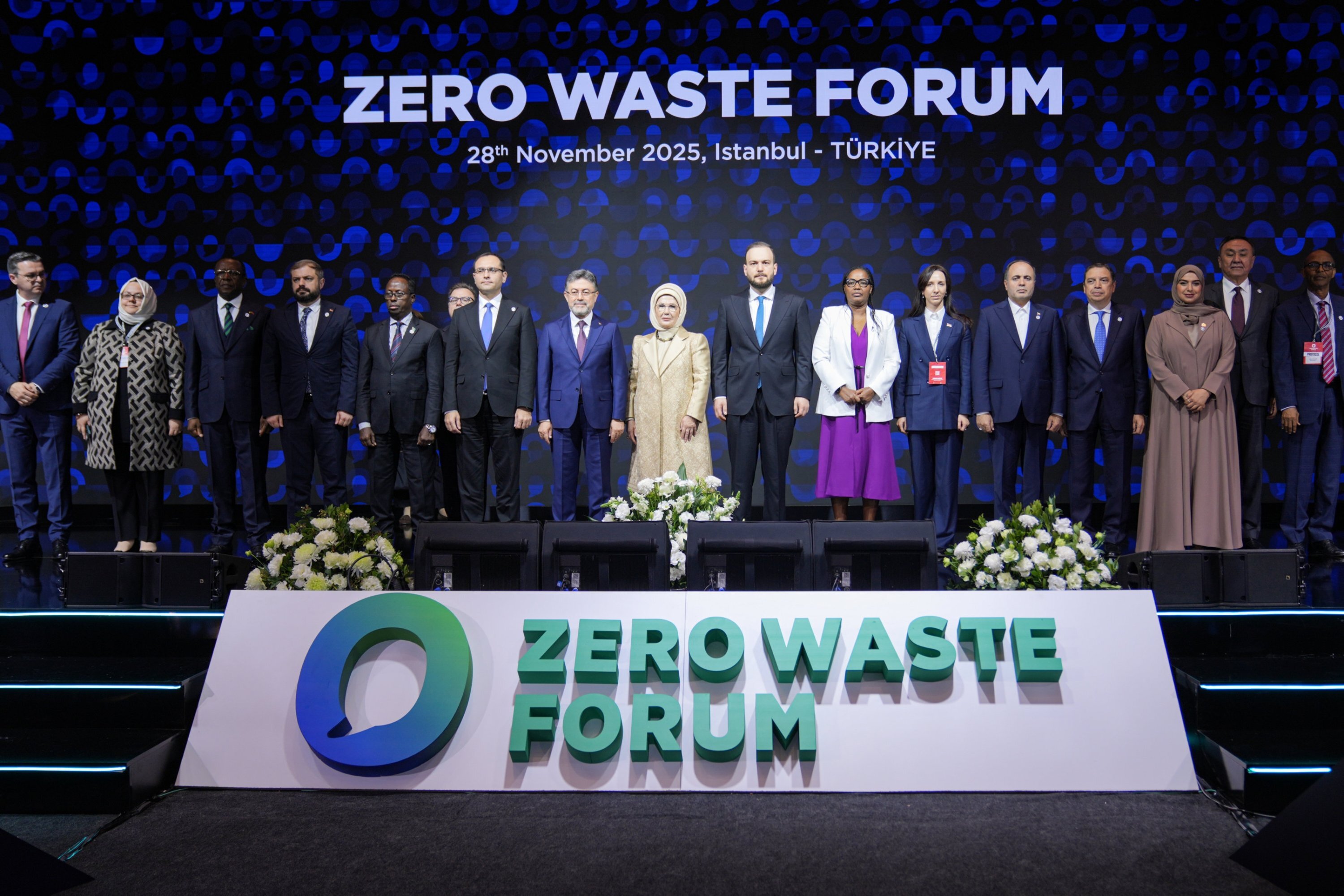 وزیر جهاد : تعهد کنیم هیچ آب و غذایی هدر نرود