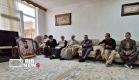 تکریم خانواده شهید مدافع وطن در پیرانشهر