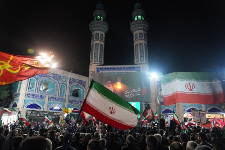 شور حسینی در میدان بیعت اردبیل