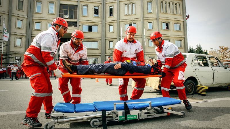 امدادرسانی نیروهای عملیاتی هلالاحمر به بیش از ۳۷۰۰ نفر امدادرسانی نیروهای عملیاتی هلالاحمر به بیش از ۳۷۰۰ نفر