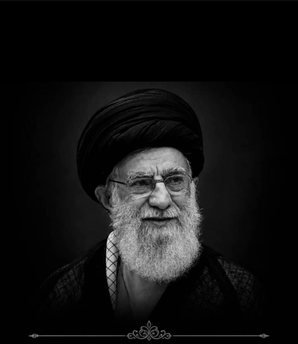 چتر حمایتی بزرگ‌ترین شرکت بیمه‌ای کشور بر مراسم تشییع امام شهید***